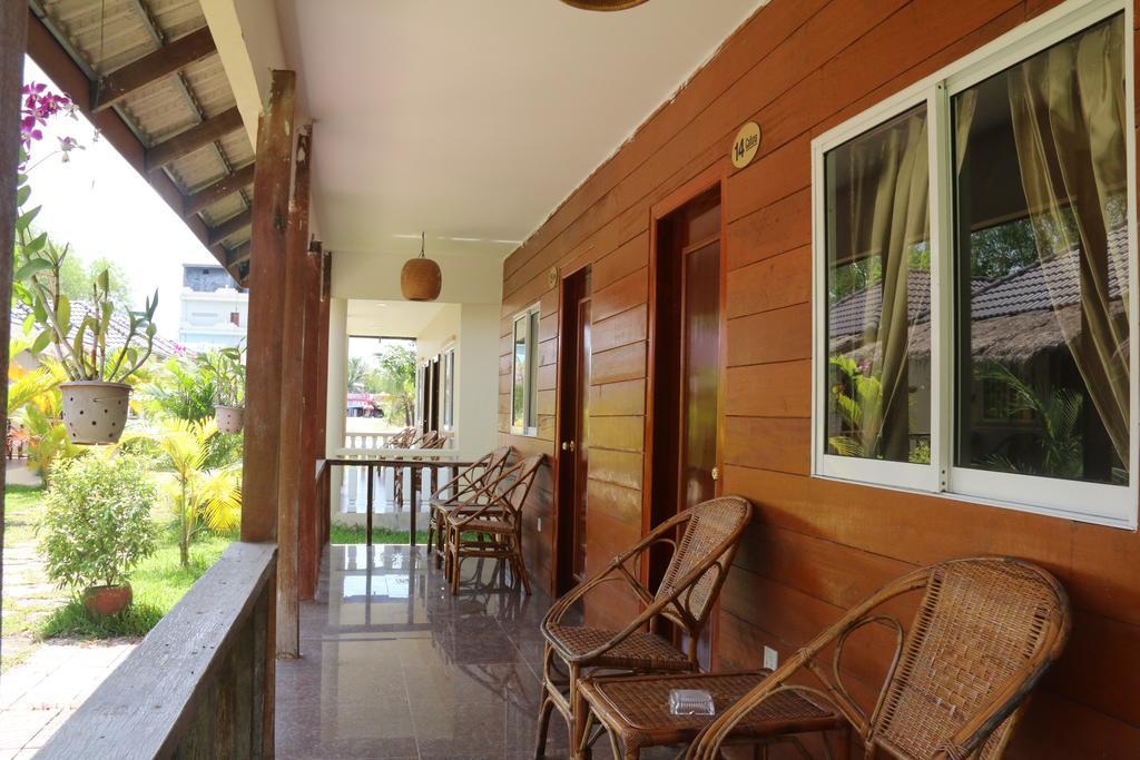 The Moonflower Bungalow 호텔 시아누크빌 외부 사진