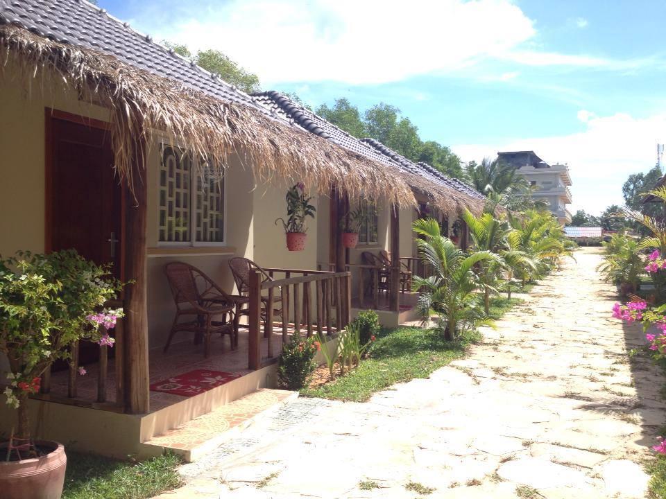 The Moonflower Bungalow 호텔 시아누크빌 외부 사진